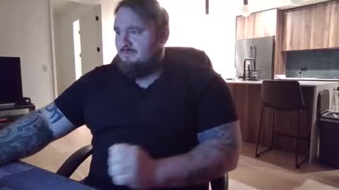 fuckmemilf123 online show from November 16, 11:56 am