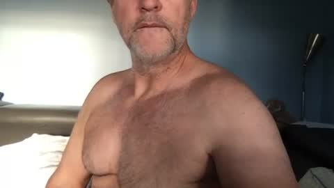 Snapshot of fuertecock chatting on December 1, 11:51 pm Gregorio online show from December 1, 11:51 pm