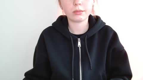 Emma online show from April 6, 10:05 am