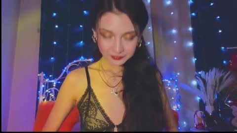 Tiffany online show from March 5, 12:05 am