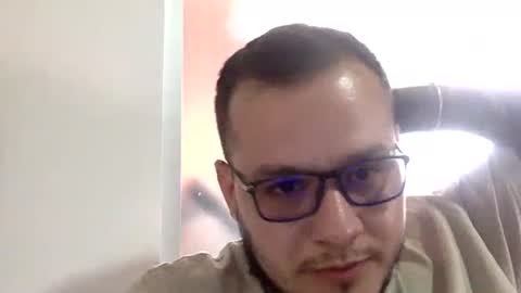 Snapshot of funnyboys18 chatting on February 25, 6:55 pm Zanty online show from February 25, 6:55 pm