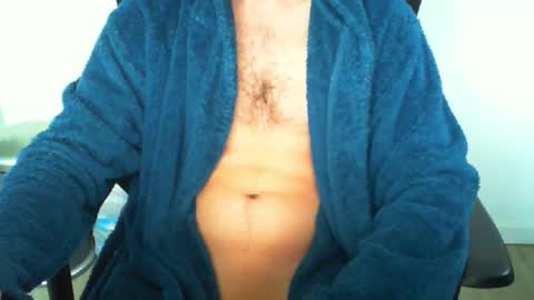 YWhiteNiceMan online show from September 24, 9:38 am