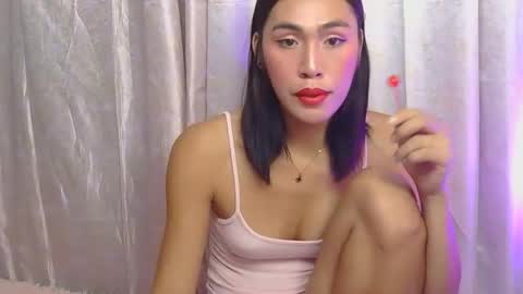 LIL LEE online show from March 26, 11:32 pm