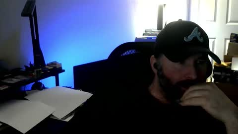 fuzz69_ online show from December 1, 12:03 pm