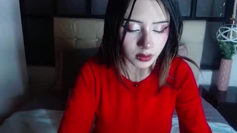 FIRE AND FOX online show from December 18, 7:20 pm