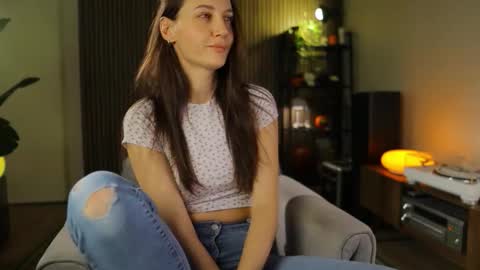 G online show from November 19, 7:01 pm