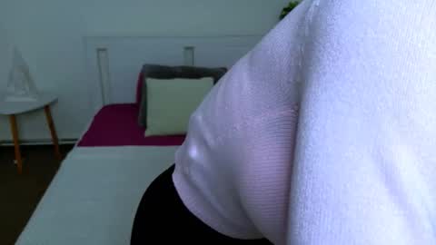 GabiCarter online show from September 30, 7:30 am