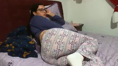 gaby  layla online show from April 13, 12:59 am