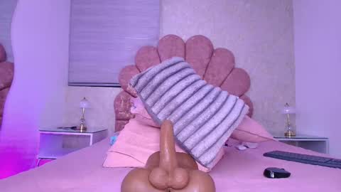 gabriela online show from March 12, 9:18 pm