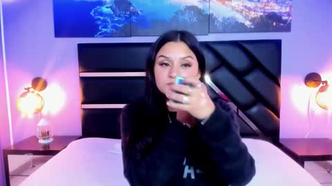 gabrielabotero online show from February 3, 7:18 pm