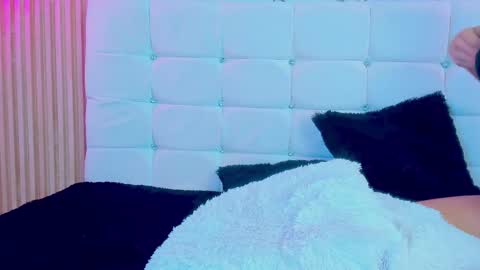 Gabriela Evans MS online show from February 16, 1:58 am