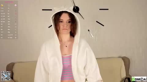 Stacy online show from February 18, 6:19 pm