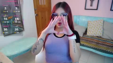Snapshot of gaby_jin chatting on October 8, 12:33 pm Gaby online show from October 8, 12:33 pm