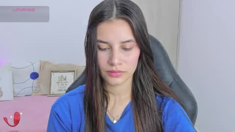 Snapshot of gaby_olsen chatting on February 25, 10:42 pm Gabriela online show from February 25, 10:42 pm