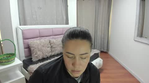 gabriela online show from June 18, 4:34 pm