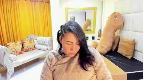 Snapshot of gaby_trent chatting on October 10, 2:12 pm gabriela online show from October 10, 2:12 pm