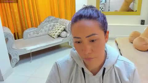 gabriela online show from April 2, 2:24 pm