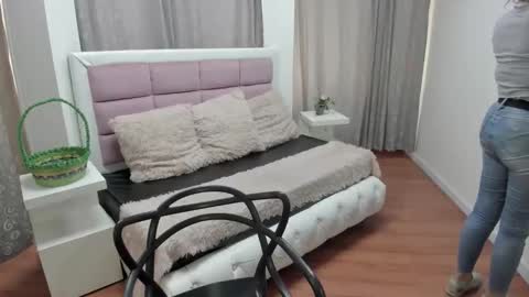 gabriela online show from May 15, 6:26 pm