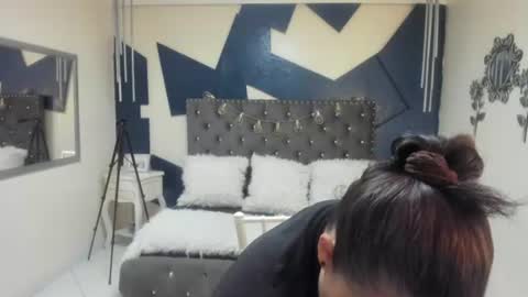 gabriela online show from July 30, 4:40 pm
