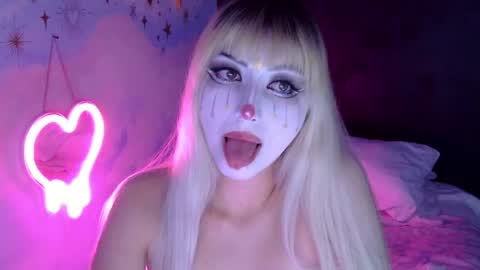 gabygumms online show from May 22, 6:31 am