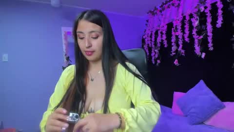 gabby cooper online show from November 10, 3:09 am