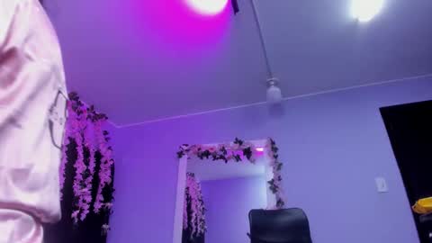 gabby cooper online show from February 4, 2:26 am