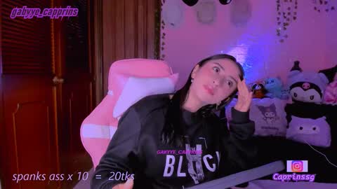 gabyye capprins online show from January 15, 1:03 am