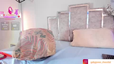 gabyyjones online show from November 5, 11:56 am