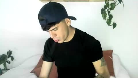 Gael Garca online show from February 20, 6:19 am