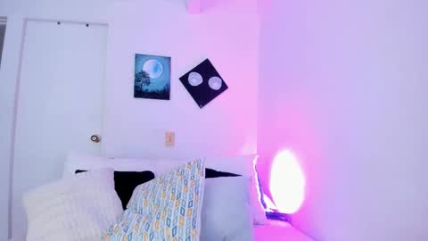 gaia_stonne online show from November 1, 12:48 pm