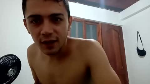 Snapshot of gallego164855 chatting on October 3, 6:43 am gallego164855 online show from October 3, 6:43 am