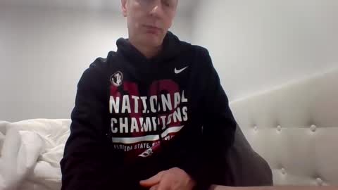 gamerboy200 online show from December 3, 7:16 am