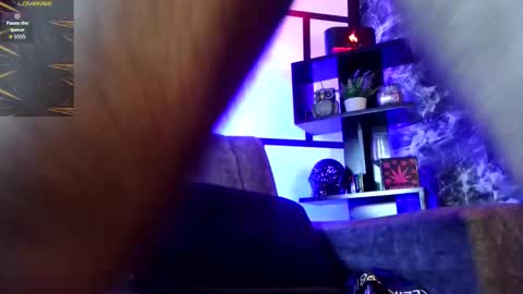 Chris  Dont forget to gift me thumb up Its very important to me and makes me happy AF  online show from November 28, 7:48 am