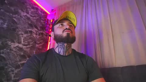 Chris  Dont forget to gift me thumb up Its very important to me and makes me happy AF  online show from June 29, 7:49 am