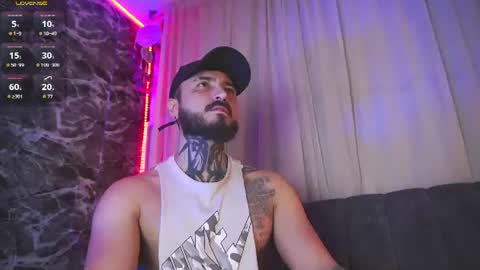 Chris  Dont forget to gift me thumb up Its very important to me and makes me happy AF  online show from July 28, 6:22 am