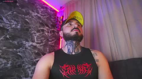 Chris  Dont forget to gift me thumb up Its very important to me and makes me happy AF  online show from July 19, 7:33 am