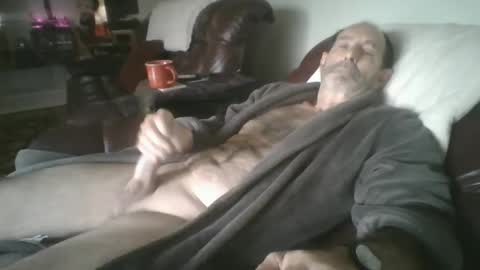 GarBwild online show from January 2, 3:40 pm