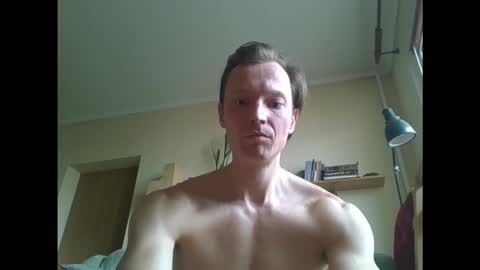 Garfield online show from November 30, 12:01 pm