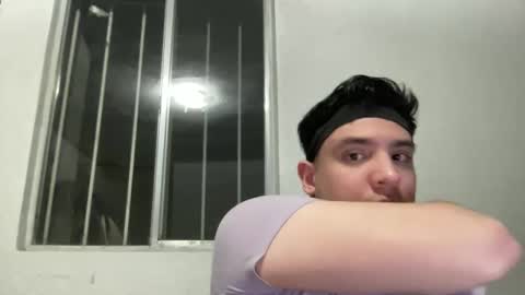 garypinepineapple online show from April 21, 5:58 am