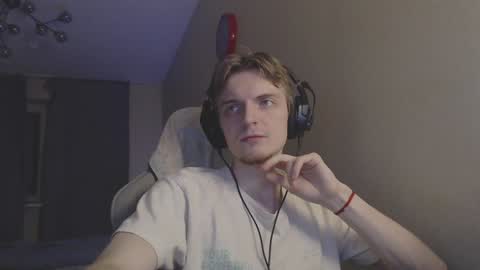 gasturfahe online show from December 28, 11:48 pm