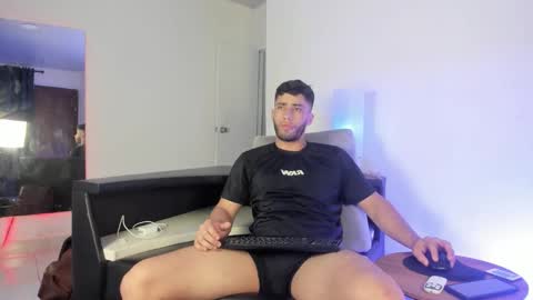 Gato online show from June 9, 7:57 pm