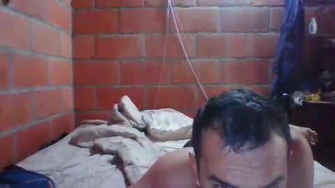 Snapshot of gattitosexy_95 chatting on December 11, 6:20 pm gattitosexy_95 online show from December 11, 6:20 pm