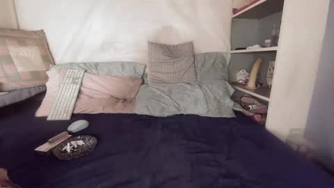 gayrobbin online show from November 25, 12:59 pm