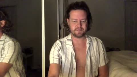 gcsurfer81 online show from June 25, 8:08 am