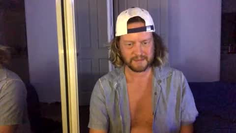 gcsurfer81 online show from December 20, 9:38 am