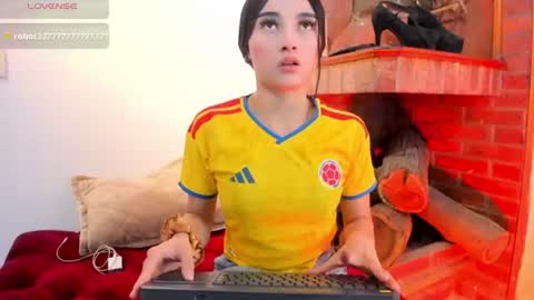 gemma_saenz online show from June 23, 4:02 pm