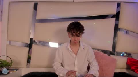 Genesis online show from December 5, 4:55 am