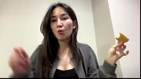 Mulan online show from February 28, 4:22 pm