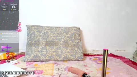 geoabreuofc online show from October 2, 10:08 pm