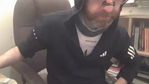 Geon online show from April 2, 7:54 pm